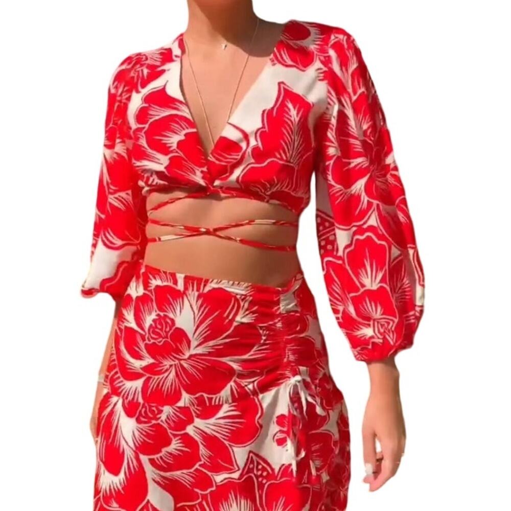 FARM Rio Red and White Floral Crop Top